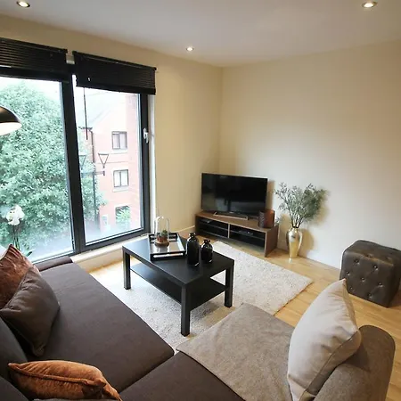 Chandlers Boutique Leeds (West Yorkshire)